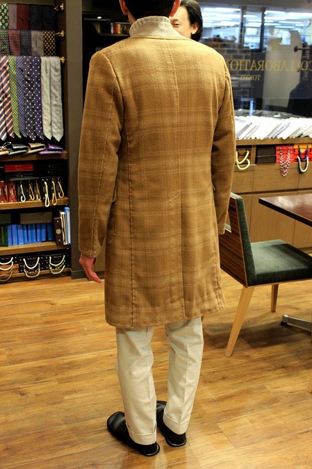 素晴らしい仕上がりでお客様も大満足のビスポークコート